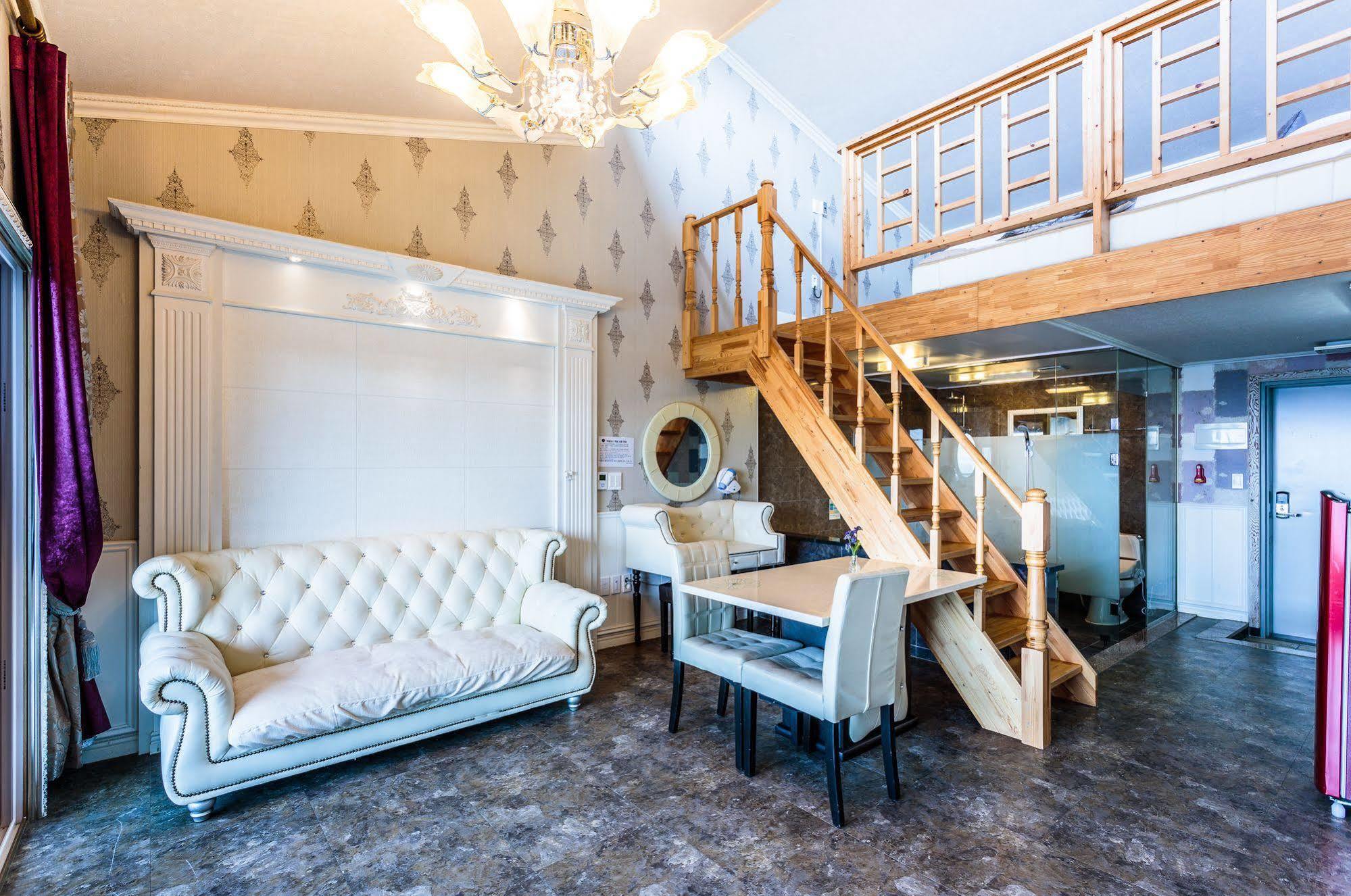 Hotel Cadelhas Czedżu Zewnętrze zdjęcie